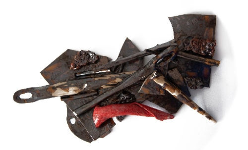 Скульптура "Разбитые иглы"